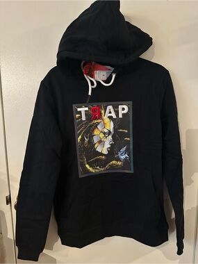 Filfth Loop  Black Thick Pullover Hoodie with Multicolor Graphic and Pockets